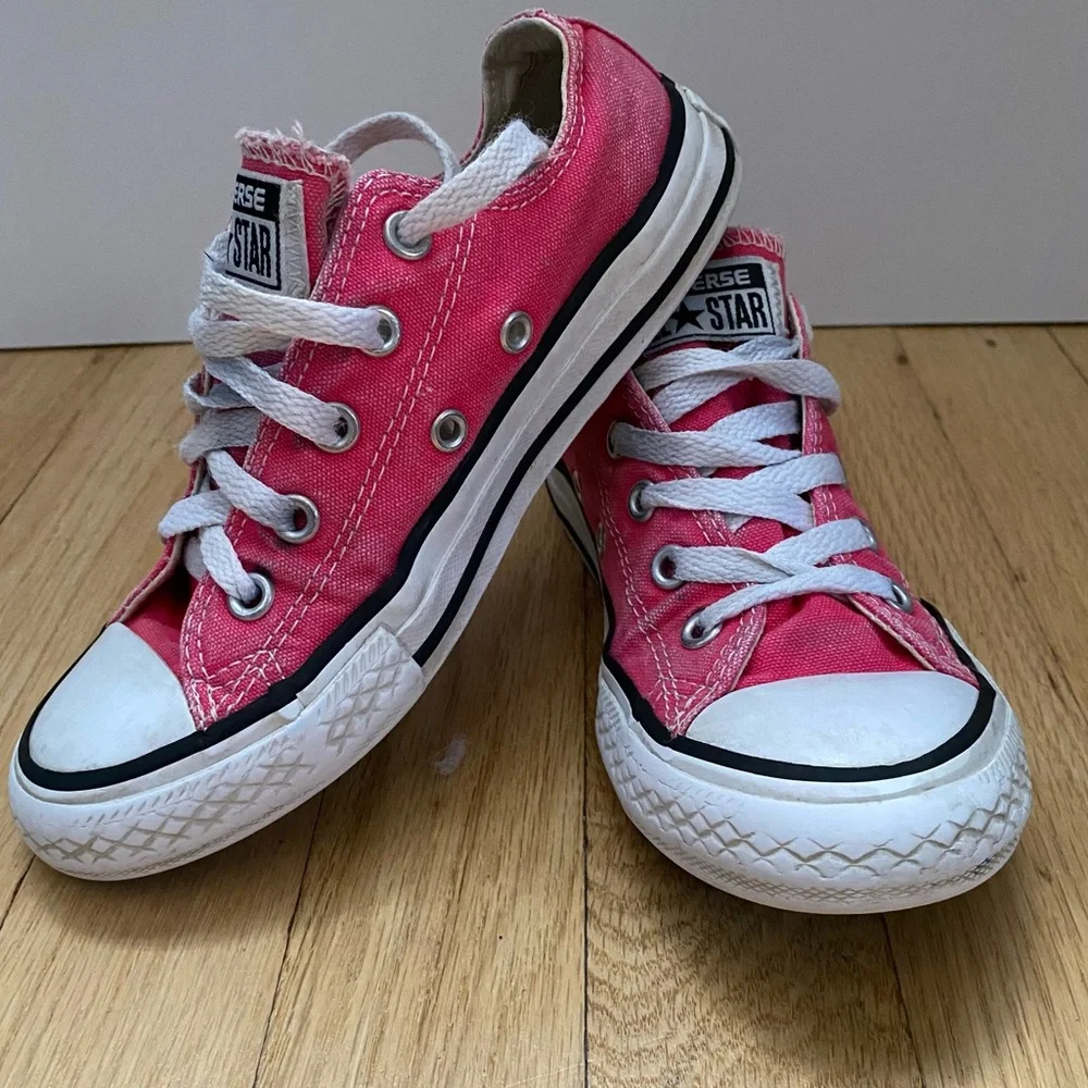 Converse Chuck Taylor All Star Sneakers Girls kids 13 Low-Top Pink Lace Up Shoes